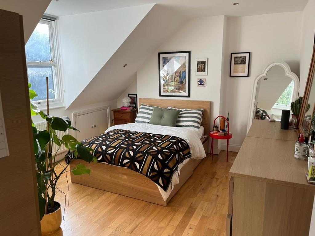 2 Bedroom Top Floor Flat, West Dulwich Free Street Parking Londres Exterior foto